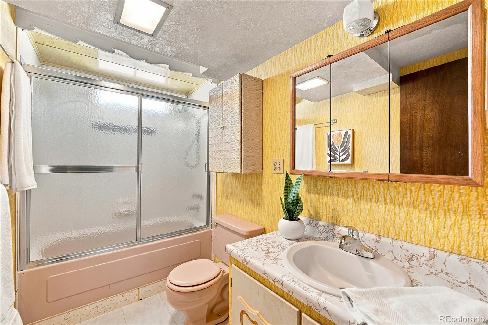 7290 S Penrose Court Centennial CO 80122 | MLS #5718384 Image 16