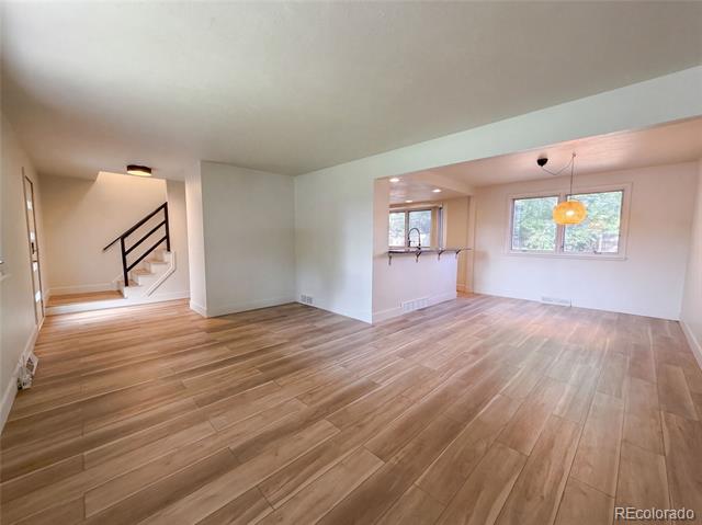 7447 S Ames Court Littleton CO 80128 | MLS #5755600 Image 4