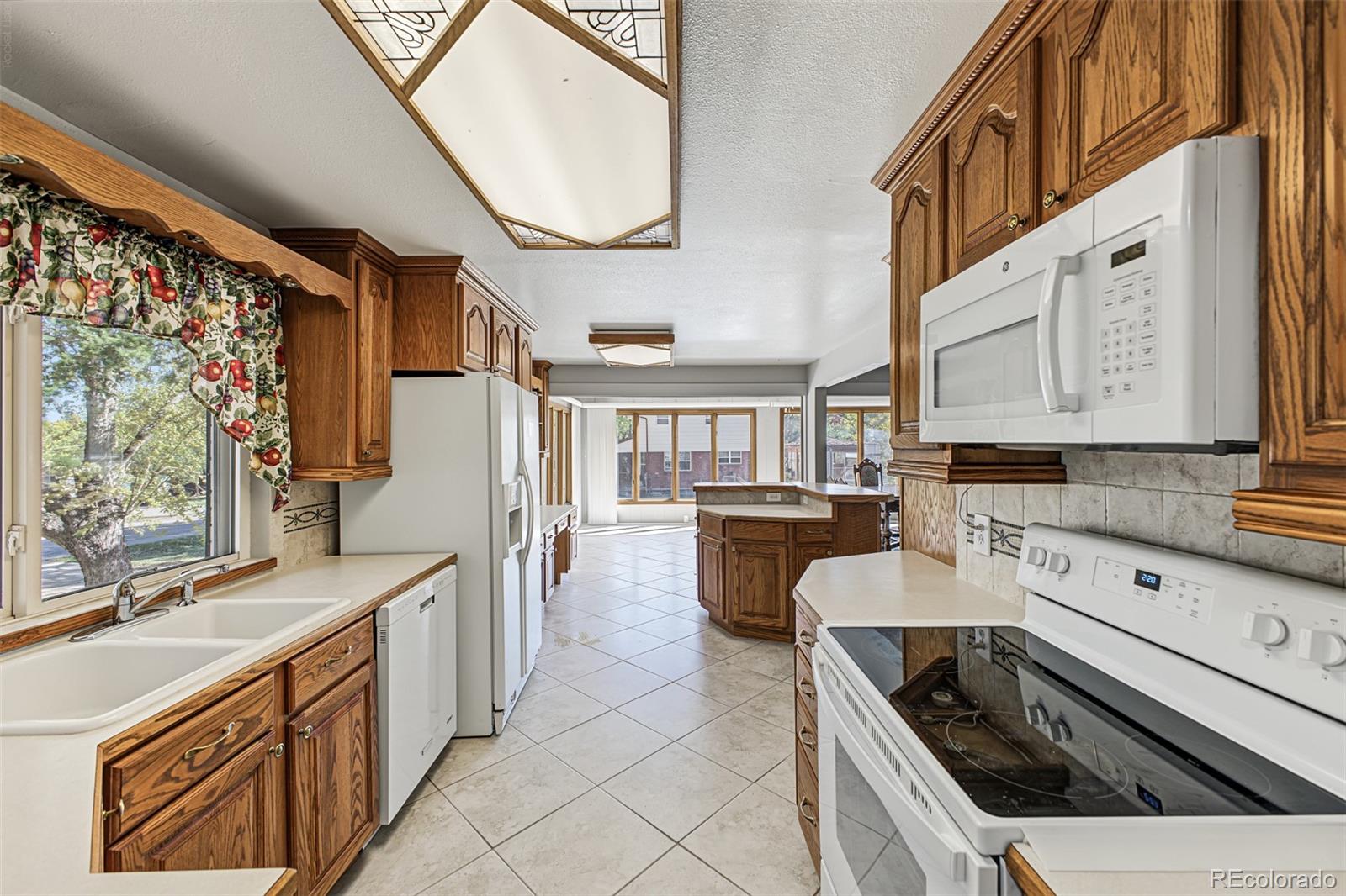 8125 Owens Way Arvada CO 80005 | MLS #5775412 Image 17