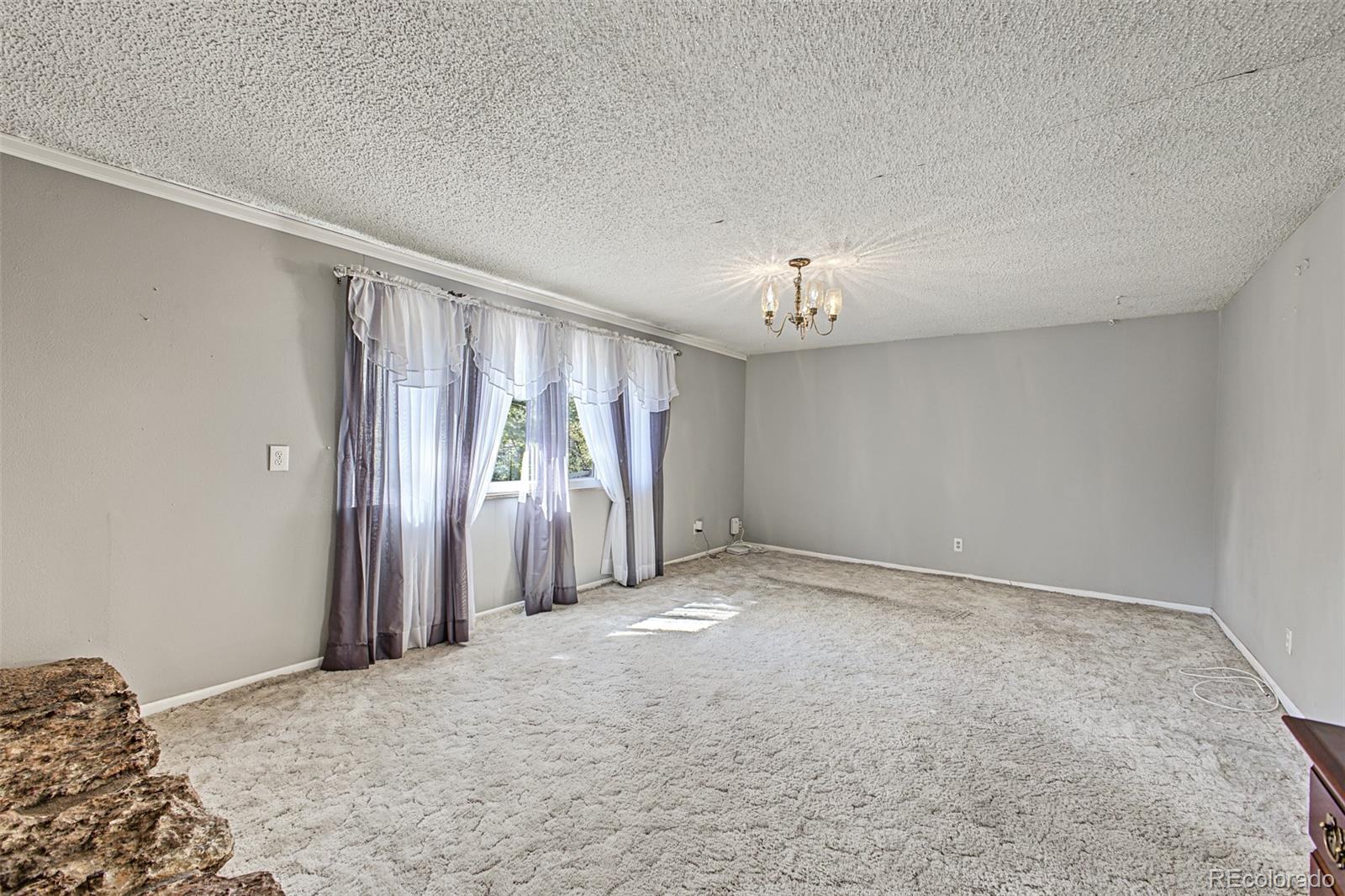 8125 Owens Way Arvada CO 80005 | MLS #5775412 Image 5