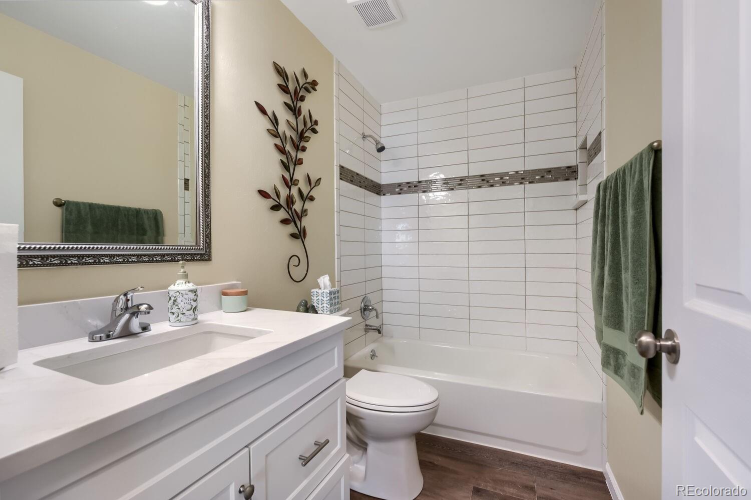 7965 S Estes Court Littleton CO 80128 | MLS #5890009 Image 14