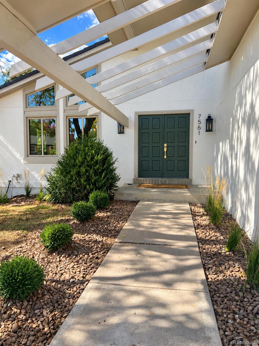 7561 S Reed Court Littleton CO 80128 | MLS #5954042 Image 1