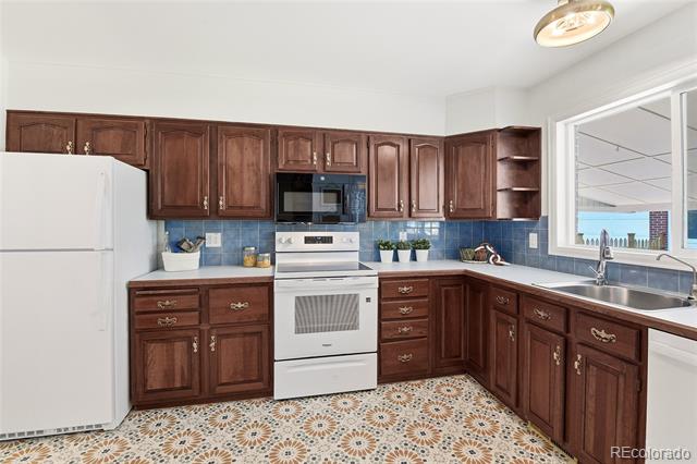 3323 W Monmouth Avenue Englewood CO 80110 | MLS #6127495 Image 9