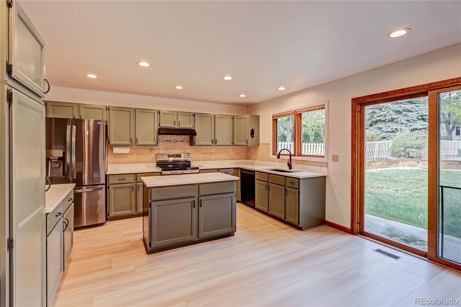 13107 W Iliff Drive Lakewood CO 80228 | MLS #6188440 Image 14