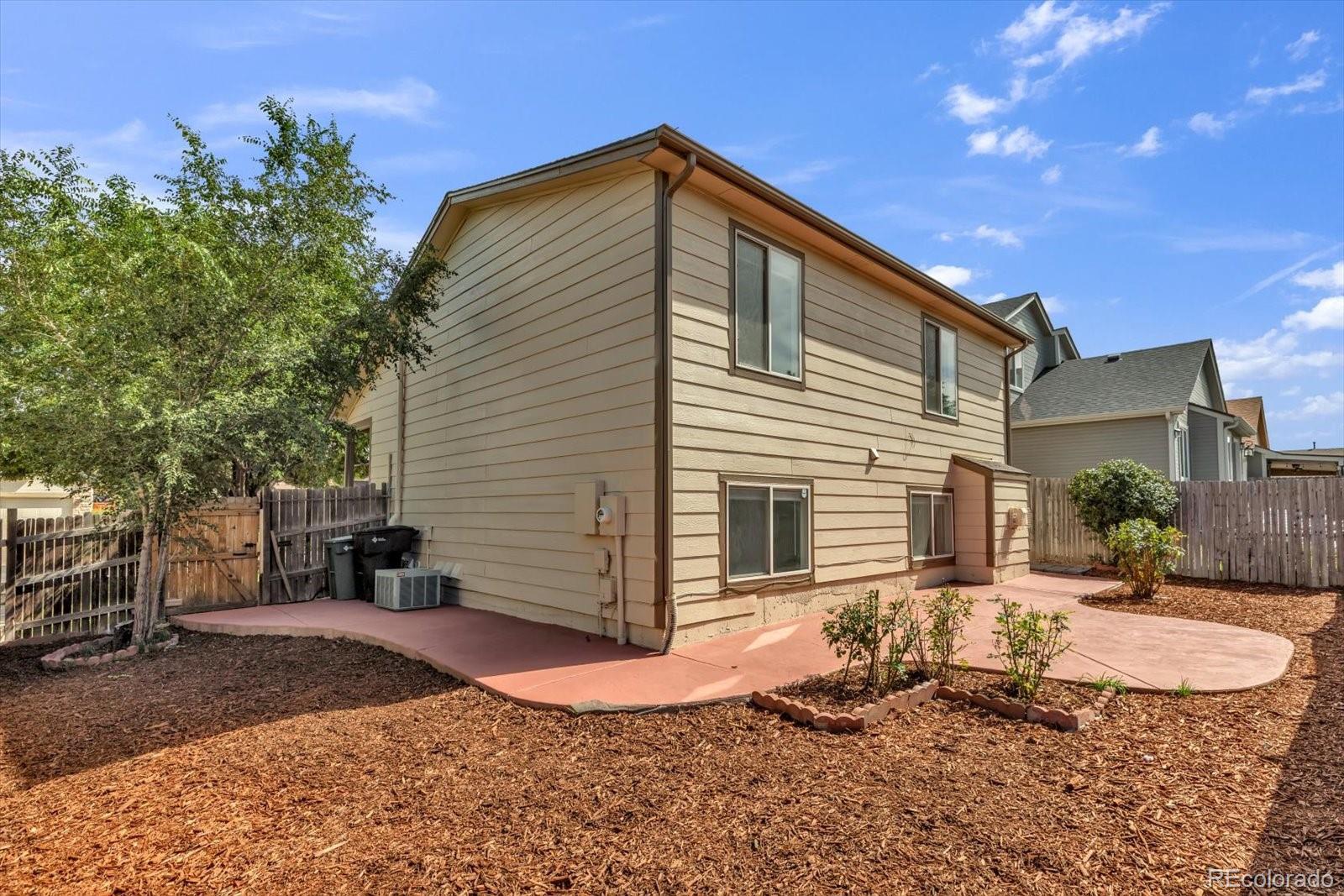 10041 Raritan Way Thornton CO 80260 | MLS #6201553 Image 3
