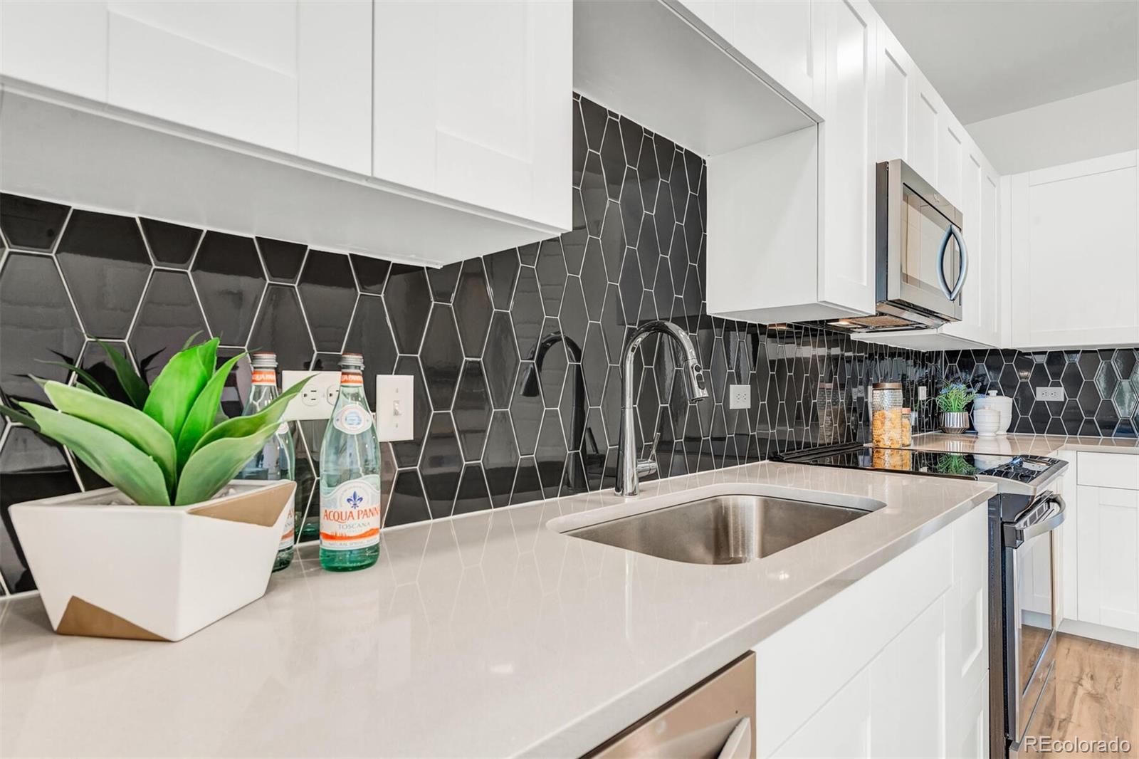 2899 W 52nd Avenue #306 Denver CO 80221 | MLS #6287501 Image 3