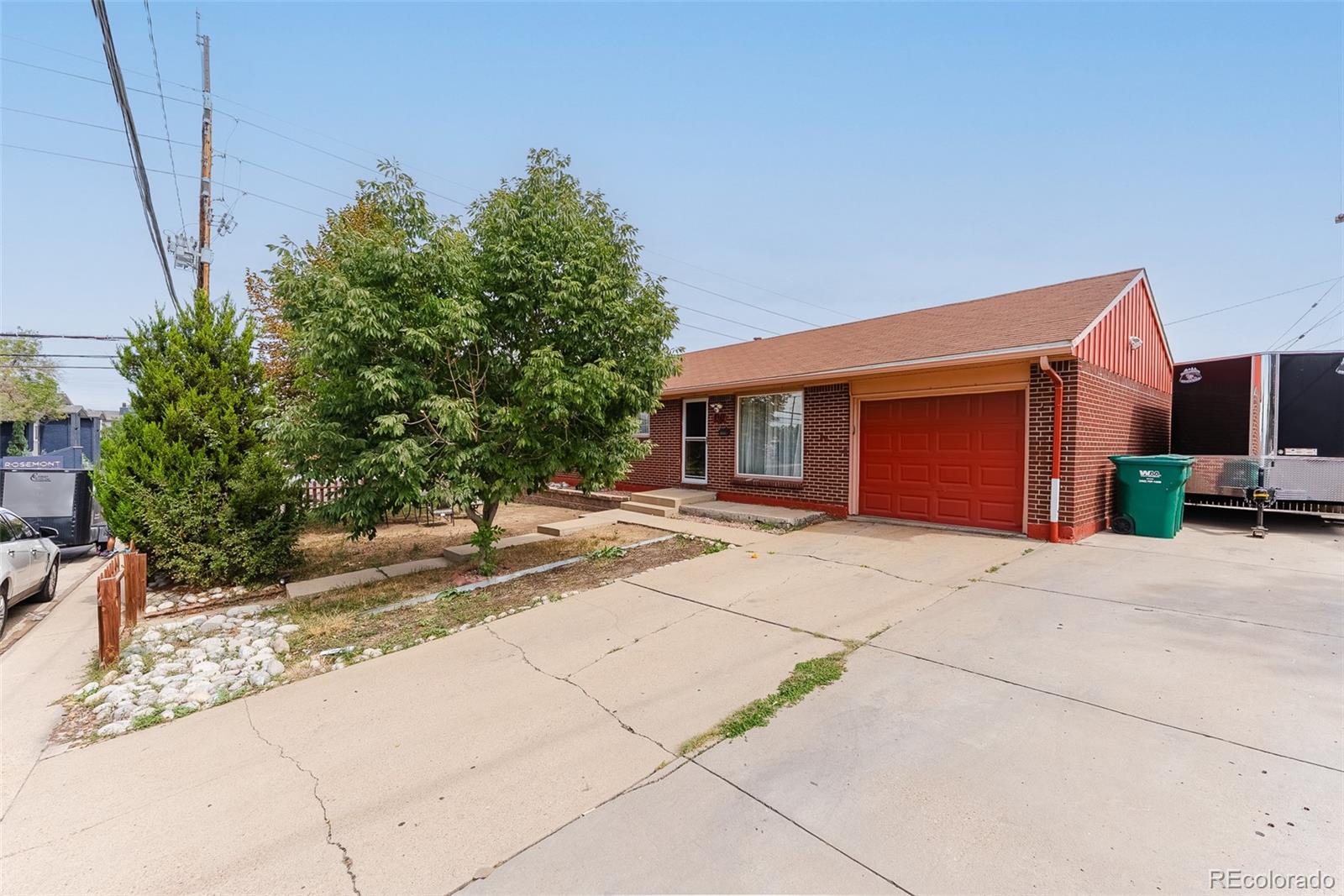 8382 Navajo Street Denver CO 80221 | MLS #6358907 Image 2