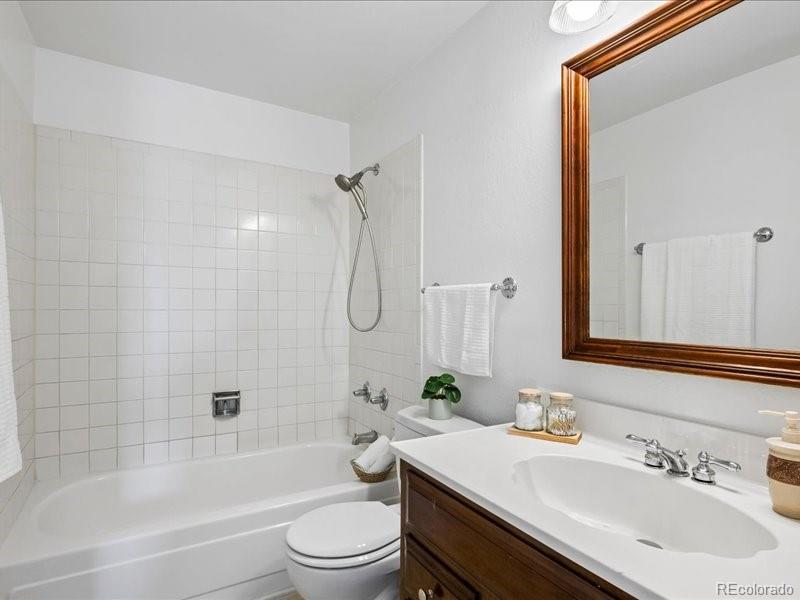 7566 S Willow Way Centennial CO 80112 | MLS #6556908 Image 26
