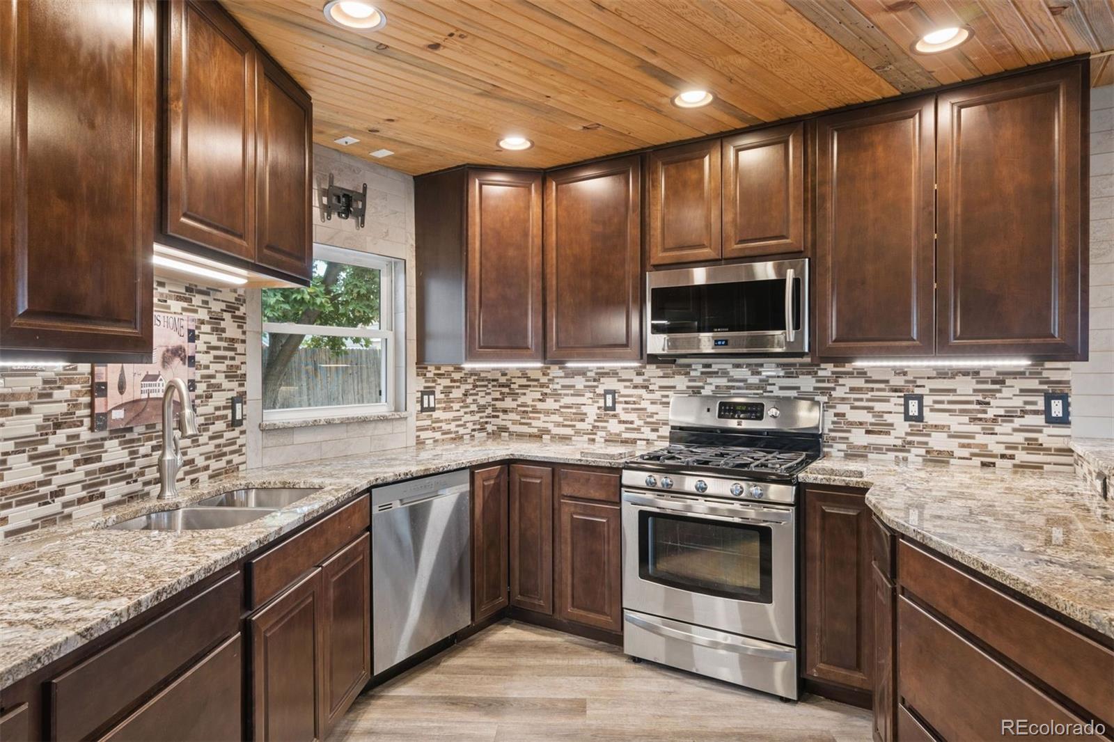 993 Torrey Street Golden CO 80401 | MLS #6588650 Image 14