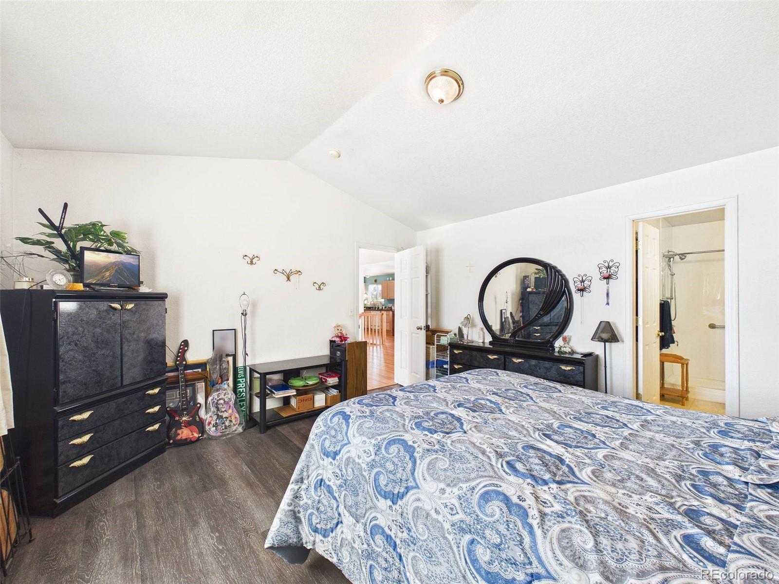 8250 Explorador Calle Denver CO 80229 | MLS #6833130 Image 17