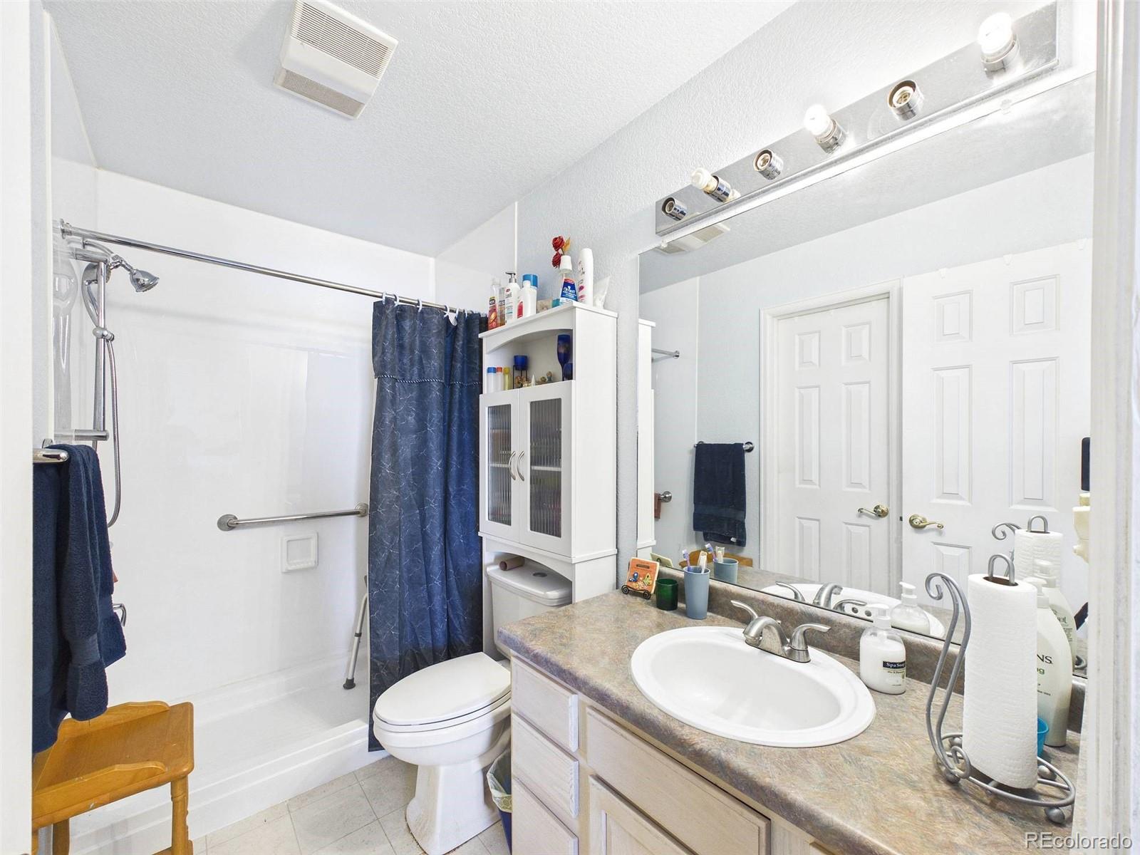 8250 Explorador Calle Denver CO 80229 | MLS #6833130 Image 18