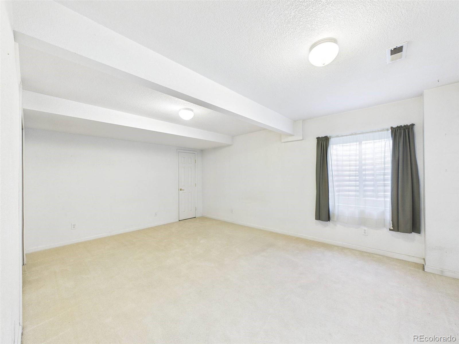 8250 Explorador Calle Denver CO 80229 | MLS #6833130 Image 23