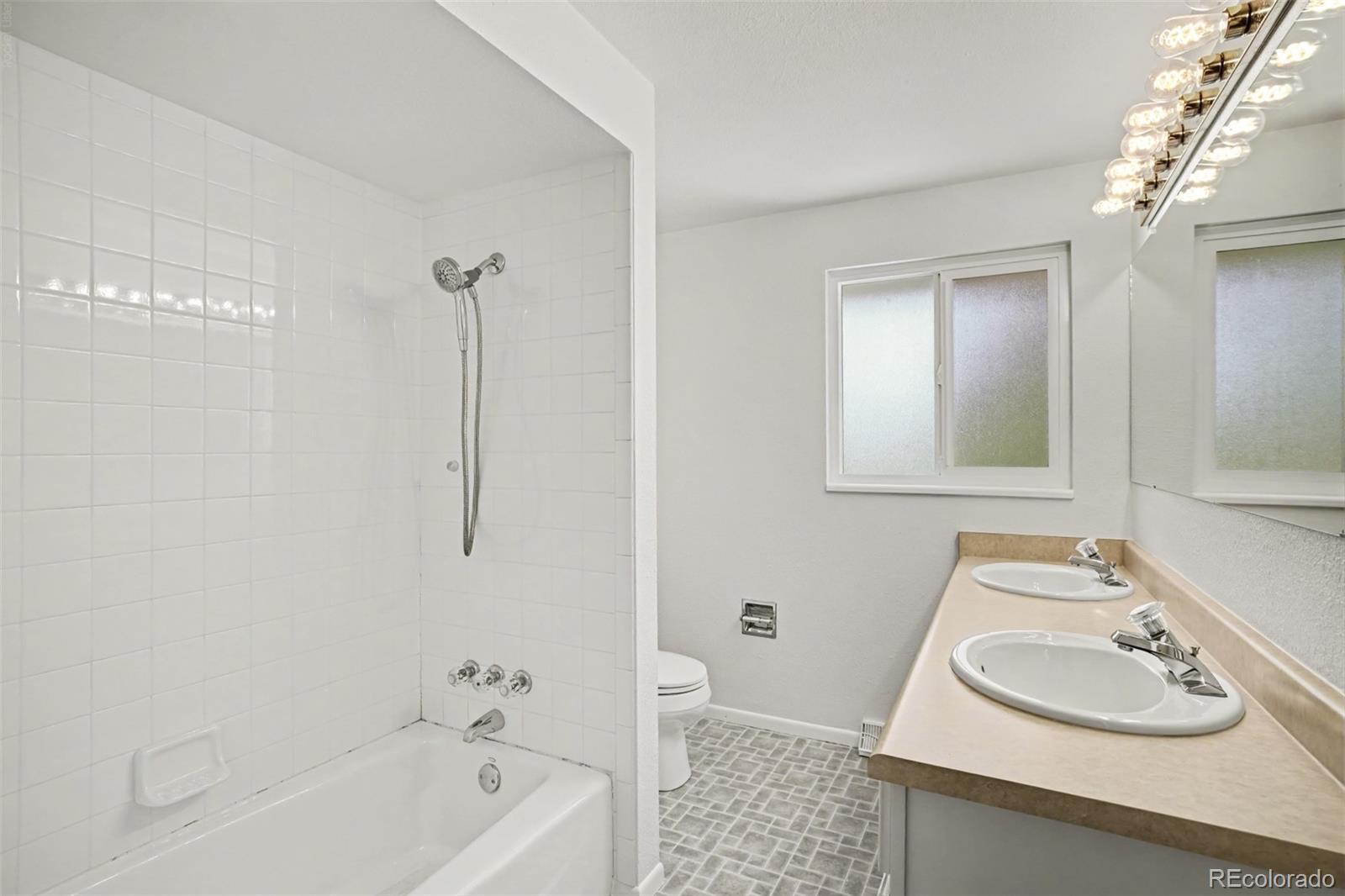 5496 W Hinsdale Place Littleton CO 80128 | MLS #6868464 Image 23