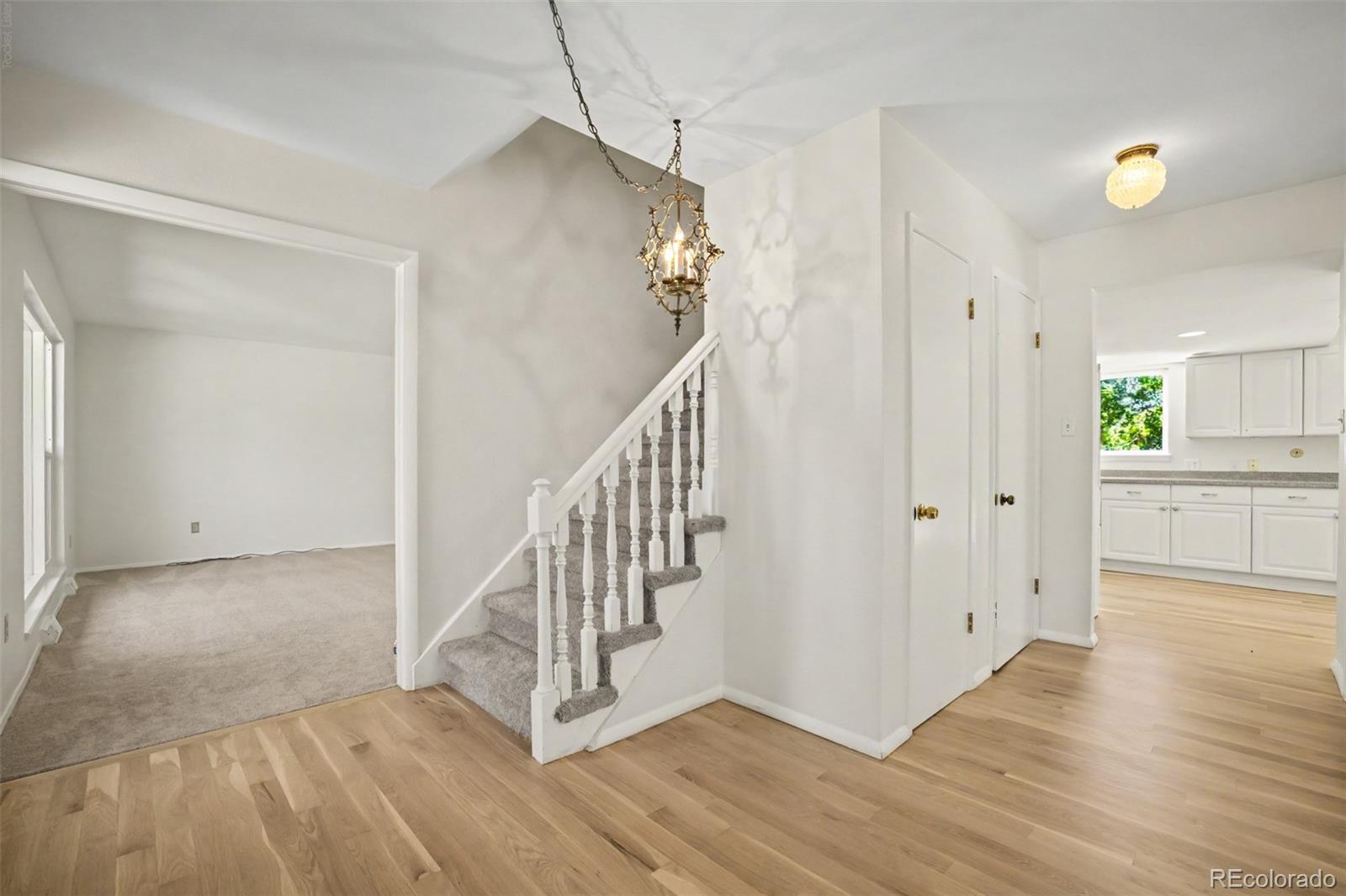 5496 W Hinsdale Place Littleton CO 80128 | MLS #6868464 Image 7