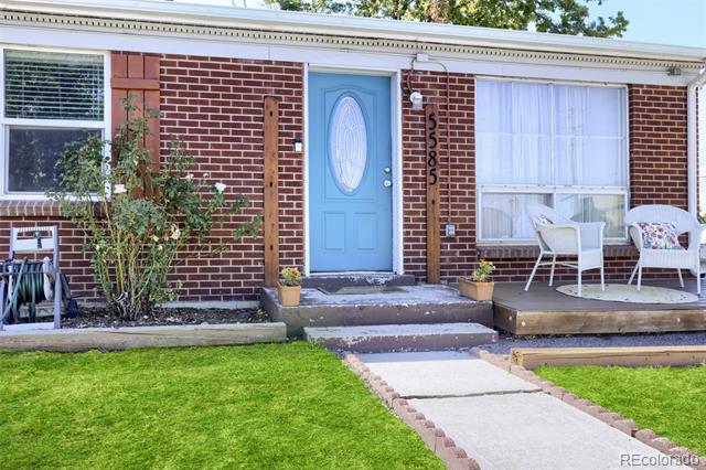 5585 Quivas Street Denver CO 80221 | MLS #6898388 Image 2