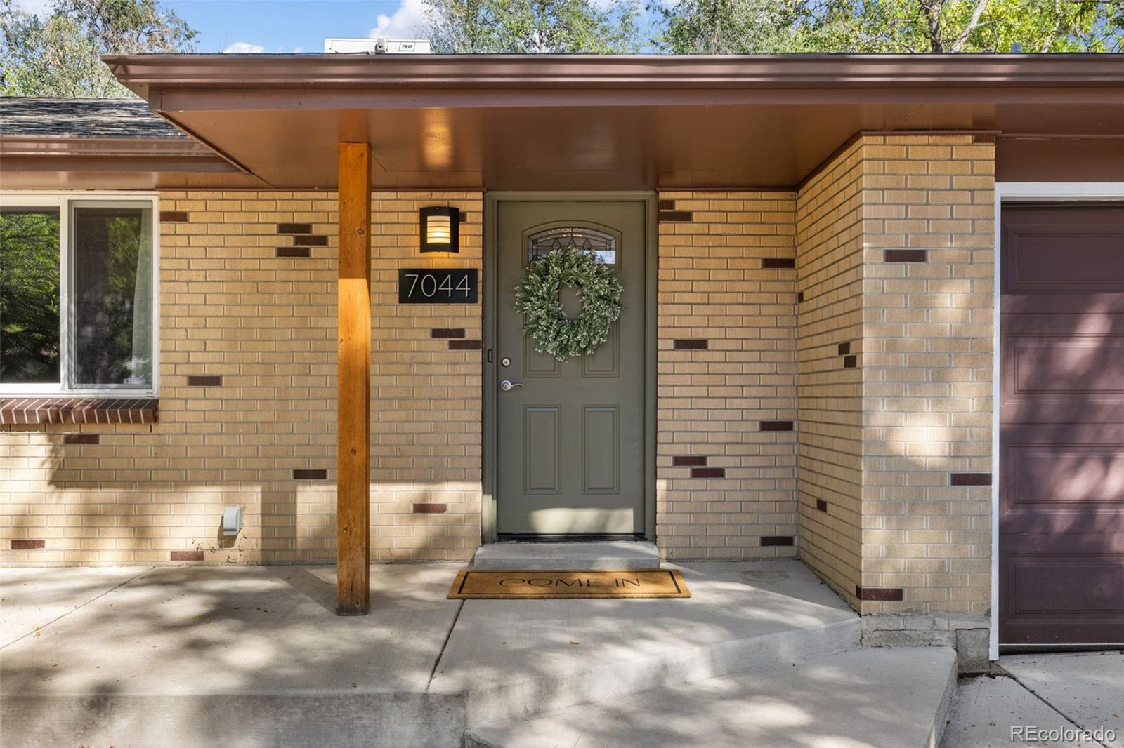 7044 Newland Street Arvada CO 80003 | MLS #6996865 Image 1