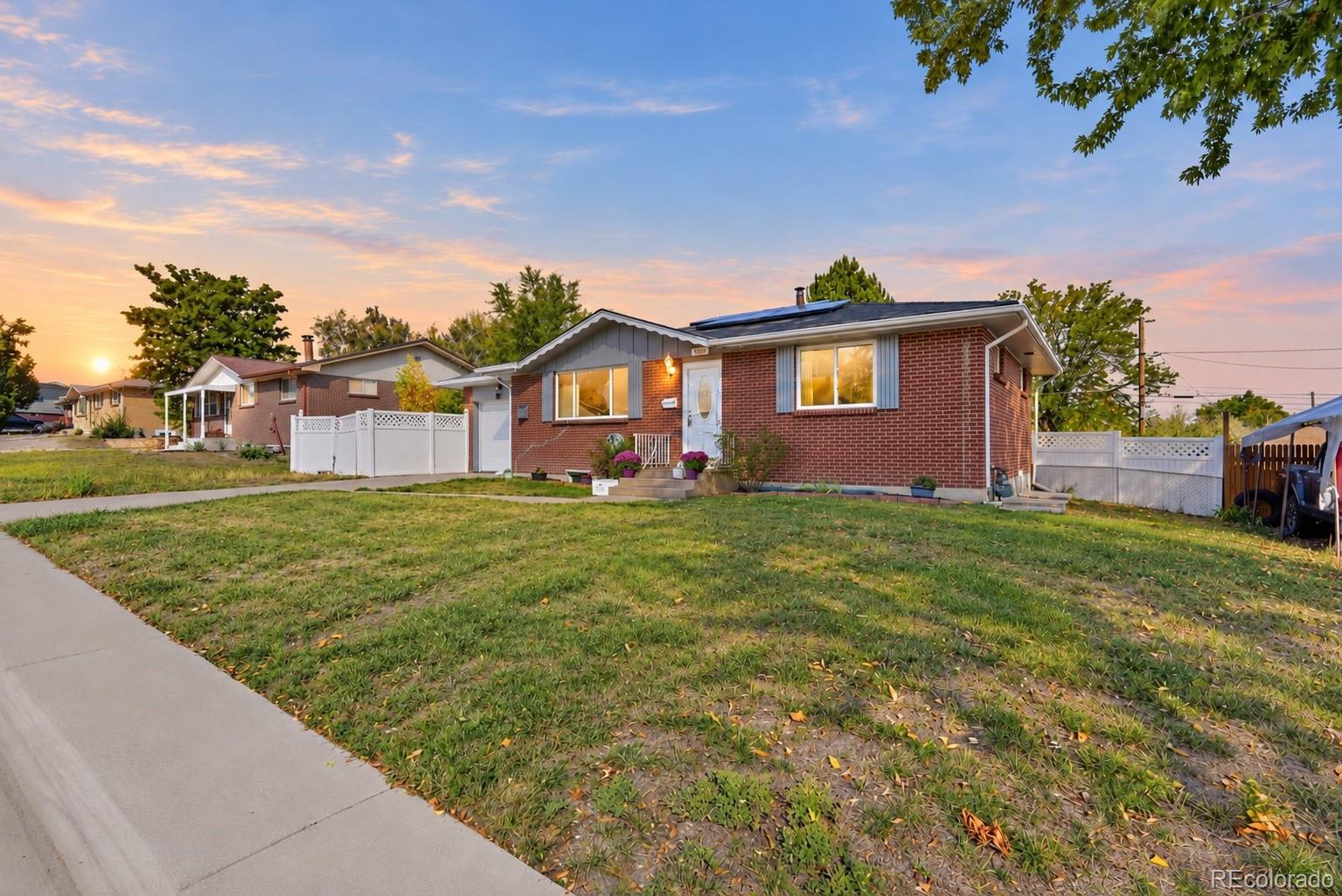 6583 Benton Circle Arvada CO 80003 | MLS #7066495 Image 1