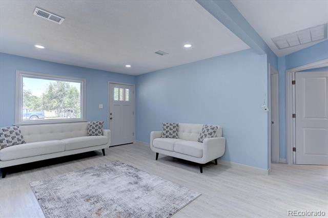 6650 Irving Street Denver CO 80221 | MLS #7194634 Image 4