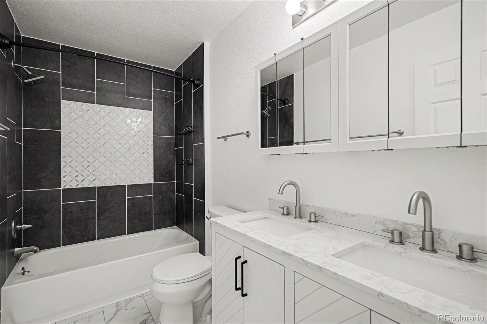 3200 S Federal Boulevard #2-5 Denver CO 80236 | MLS #7215957 Image 12