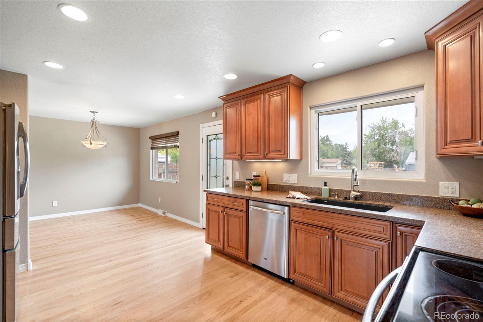 8330 Chase Drive Arvada CO 80003 | MLS #7334944 Image 12