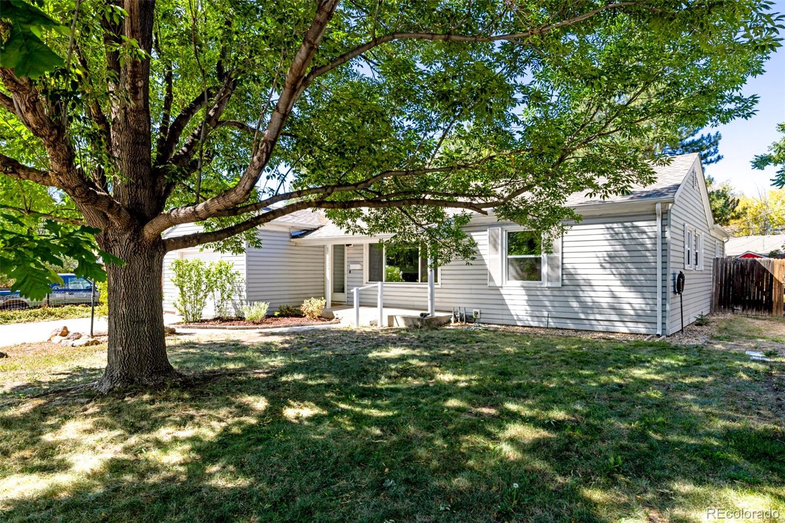 1655 Quay Street Denver CO 80214 | MLS #7434378 Image 1