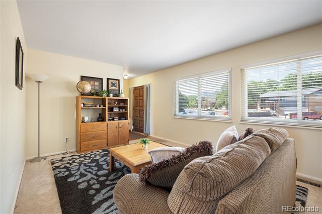 2220 S Beech Court Denver CO 80228 | MLS #7621132 Image 15