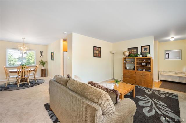 2220 S Beech Court Denver CO 80228 | MLS #7621132 Image 4