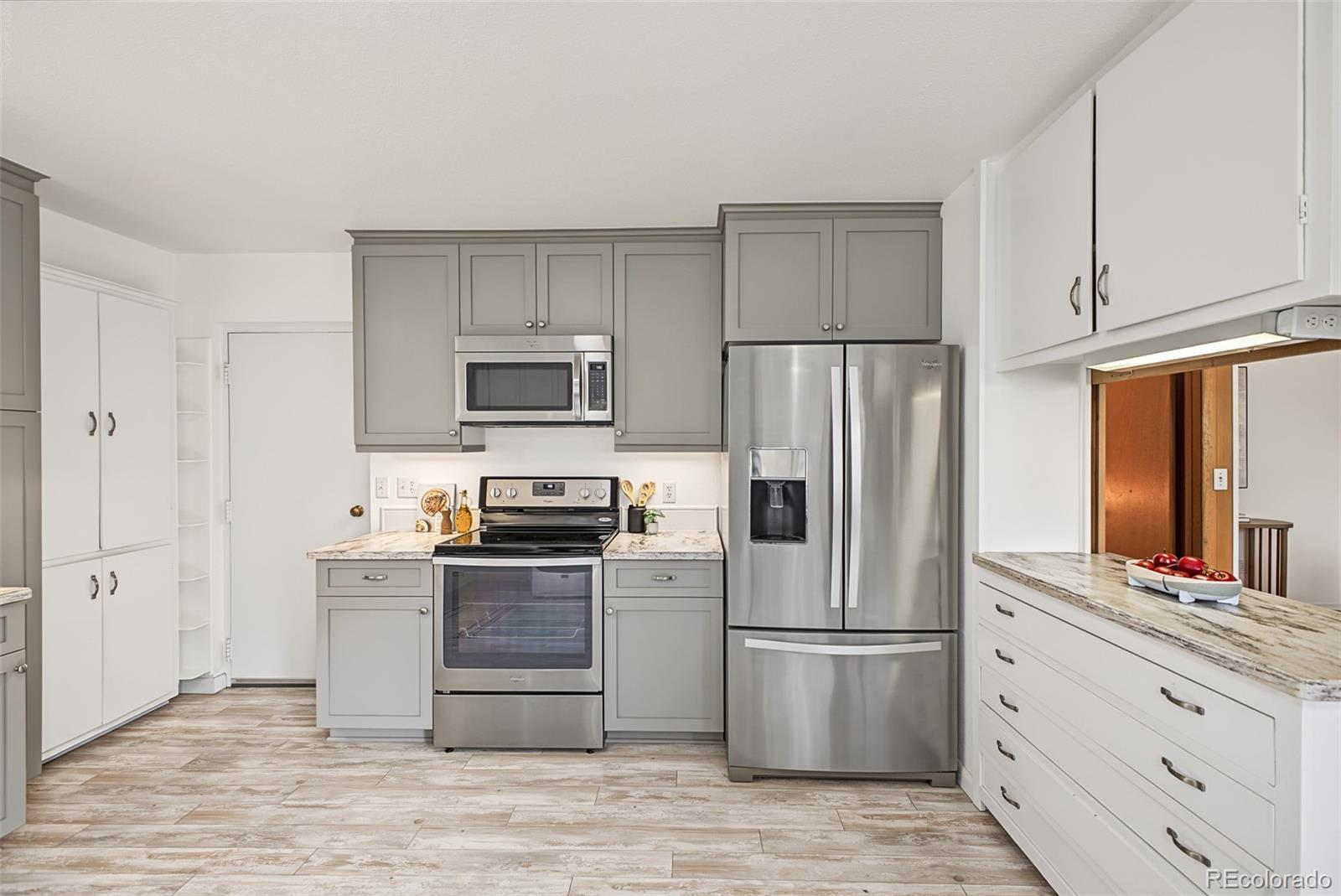2555 Queen Street Denver CO 80215 | MLS #7856423 Image 10