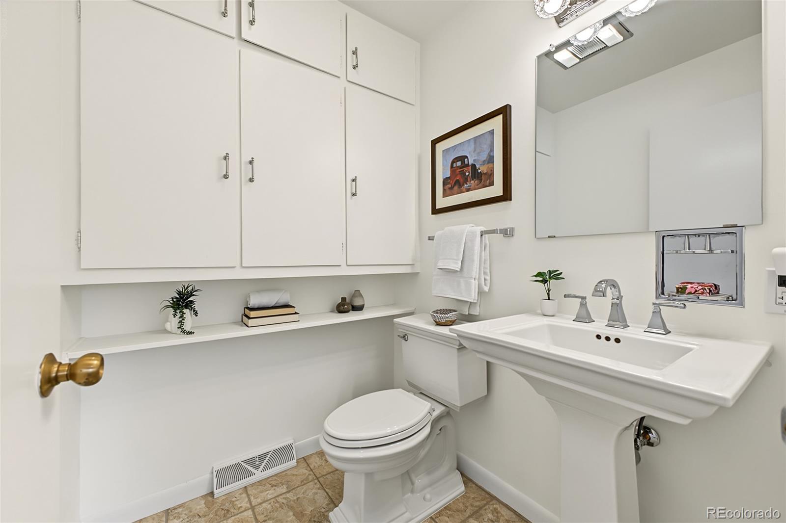 2555 Queen Street Denver CO 80215 | MLS #7856423 Image 12