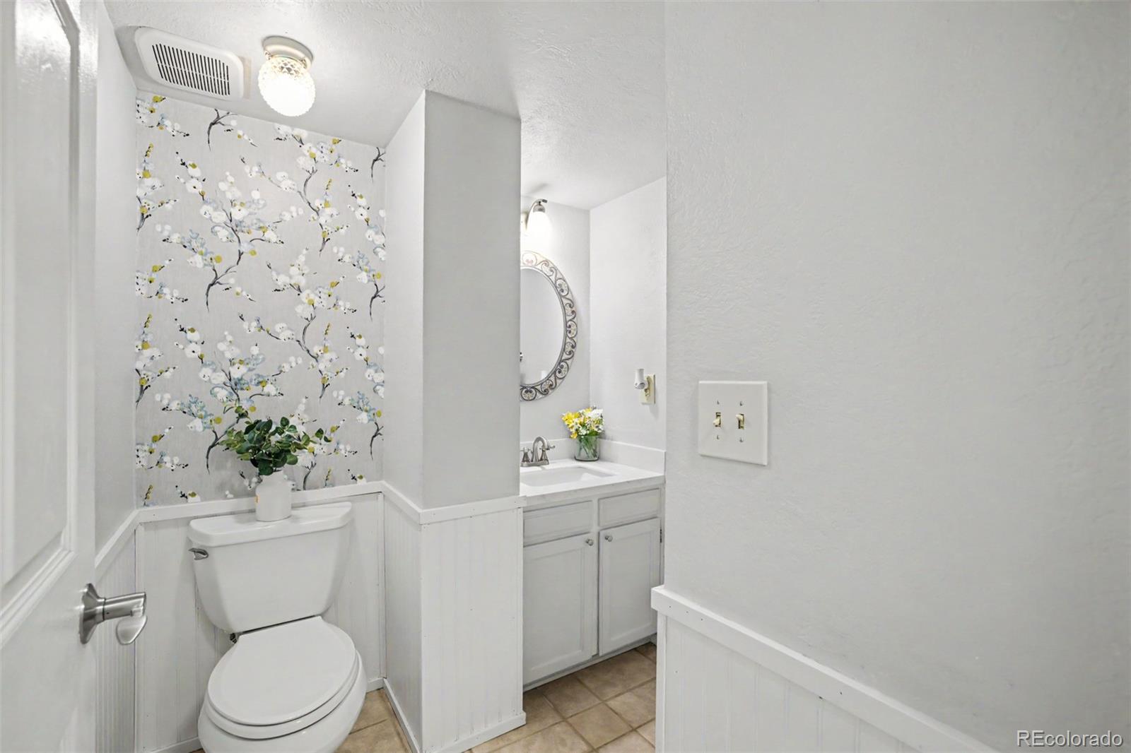 5671 W 71st Avenue Arvada CO 80003 | MLS #8015369 Image 22