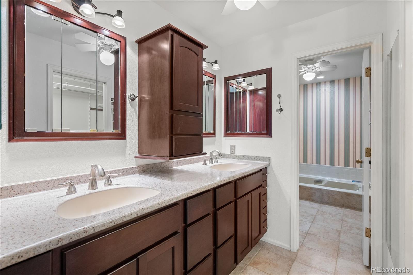 6159 E Briarwood Circle Centennial CO 80112 | MLS #8022480 Image 3
