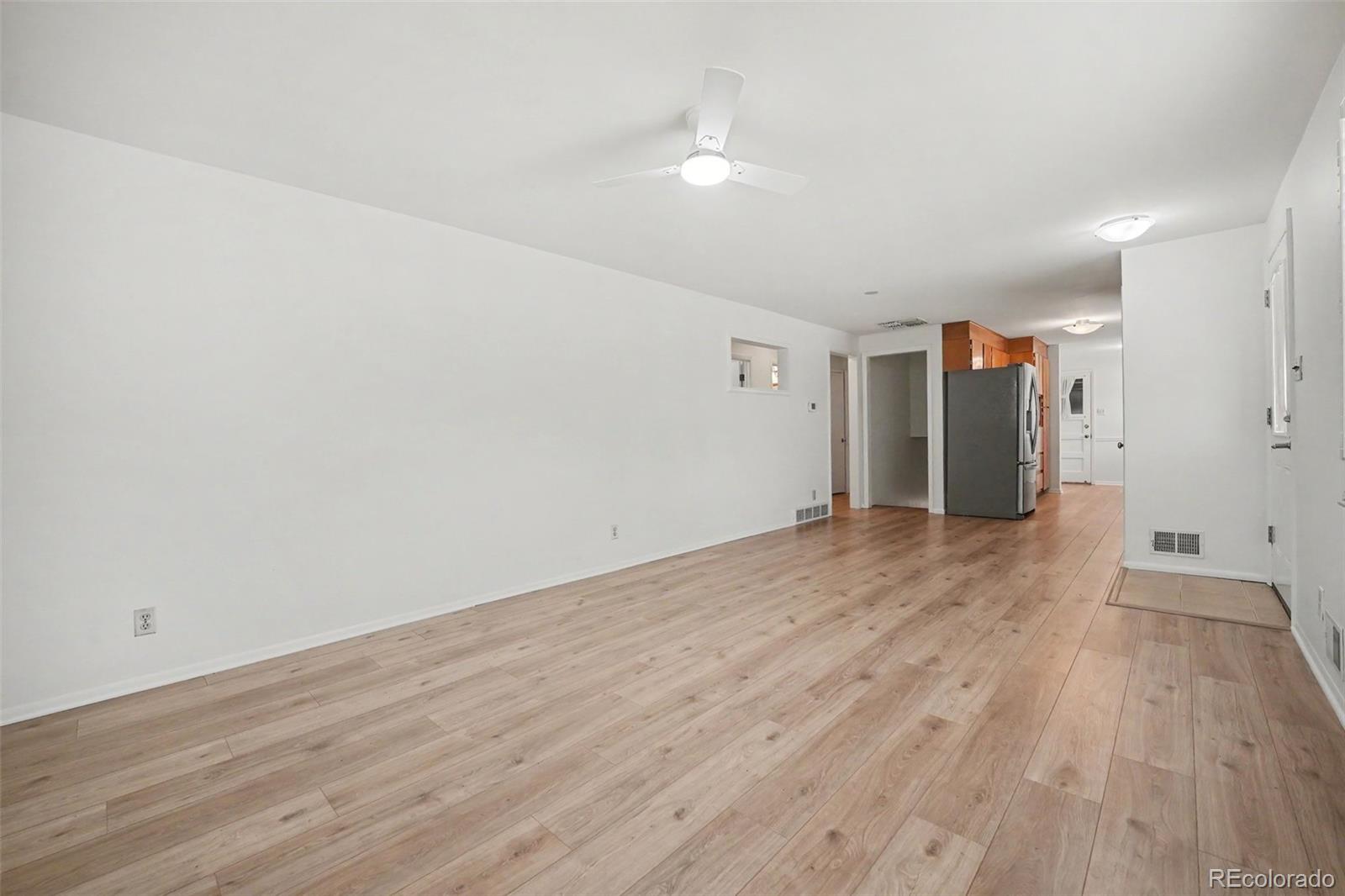 6644 S Penrose Court Centennial CO 80121 | MLS #8031277 Image 3