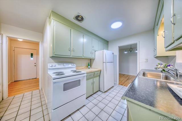 4701 Indiana Street Golden CO 80403 | MLS #8143507 Image 10