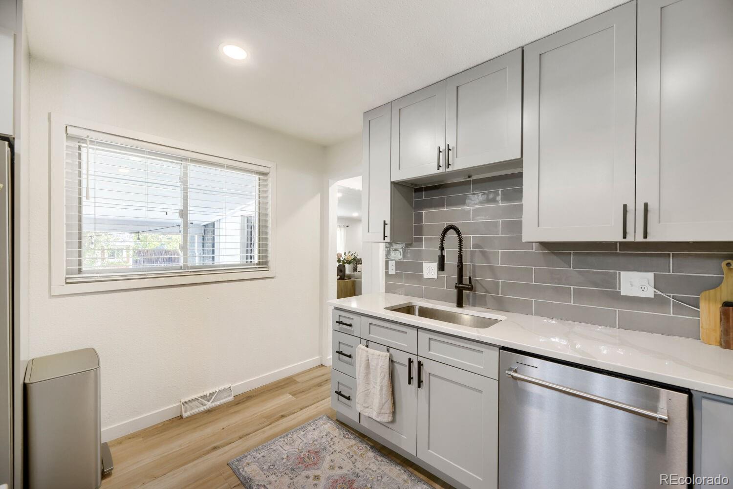 3325 W Arlington Avenue Littleton CO 80123 | MLS #8188587 Image 6