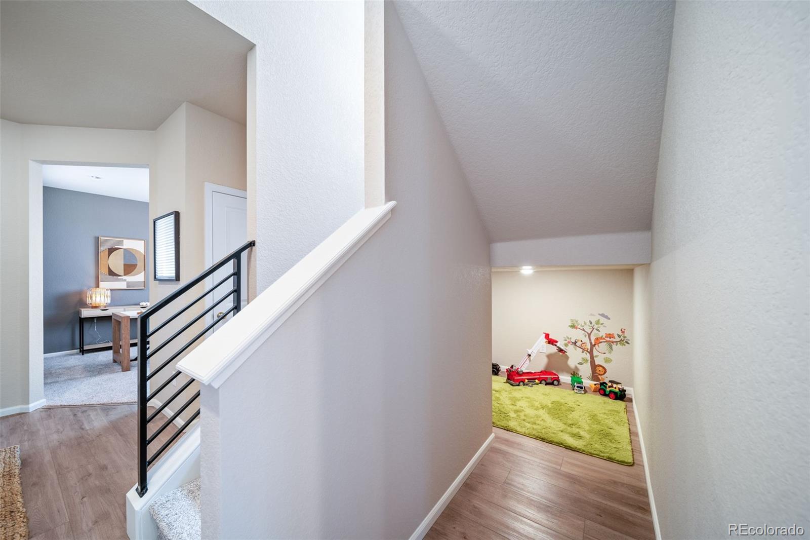 22291 E 38th Place Aurora CO 80019 | MLS #8198681 Image 16