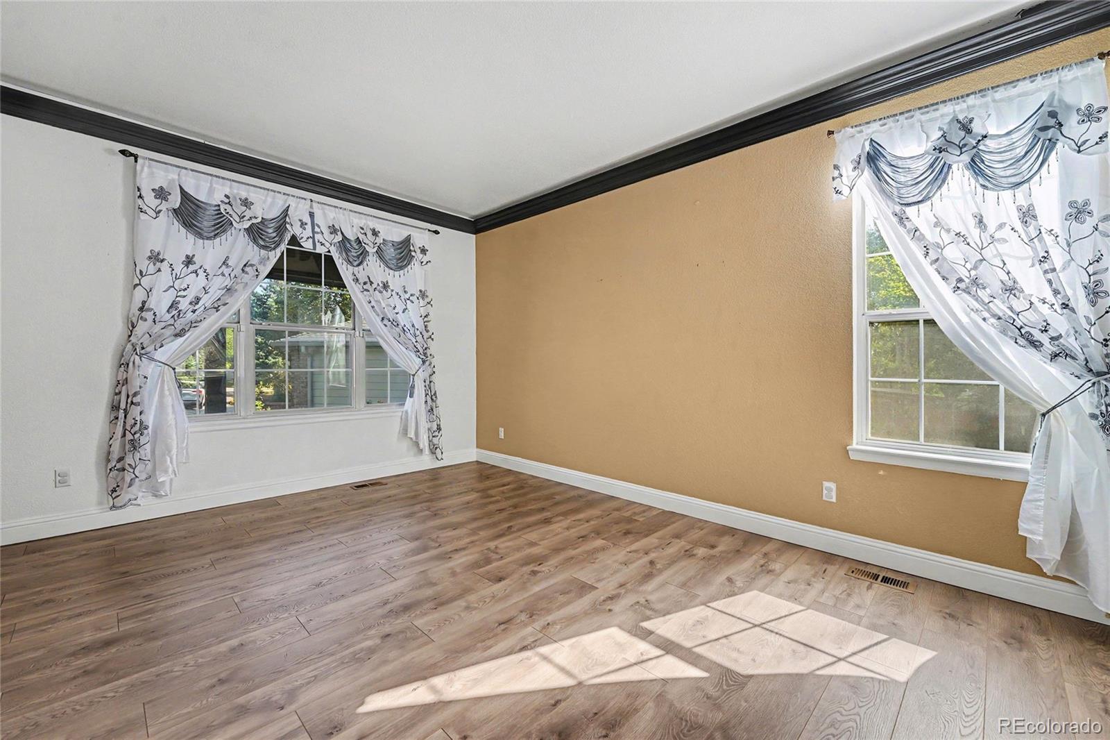 9026 W Remington Place Littleton CO 80128 | MLS #8260467 Image 14