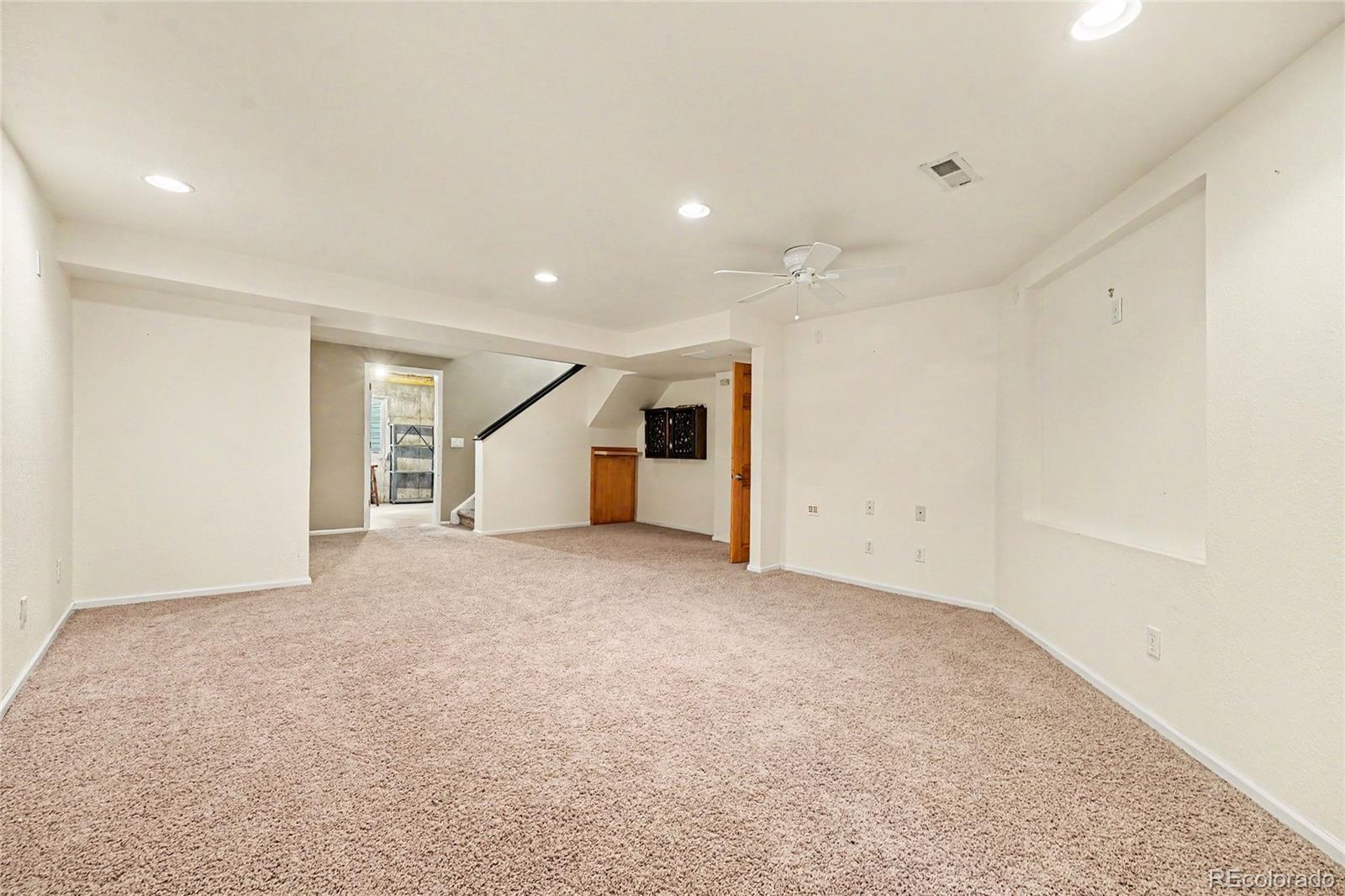 9026 W Remington Place Littleton CO 80128 | MLS #8260467 Image 24