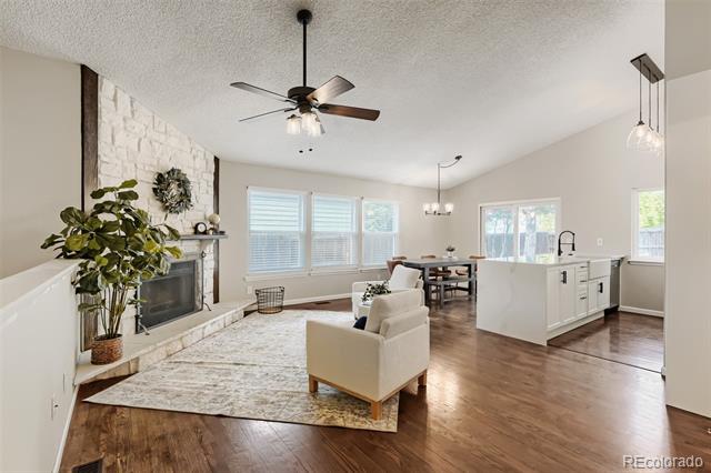 7823 S Windermere Circle Littleton CO 80120 | MLS #8348656 Image 3