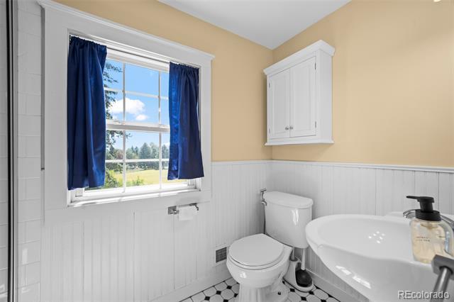 13 Lakewood Heights Drive Denver CO 80215 | MLS #8396409 Image 25