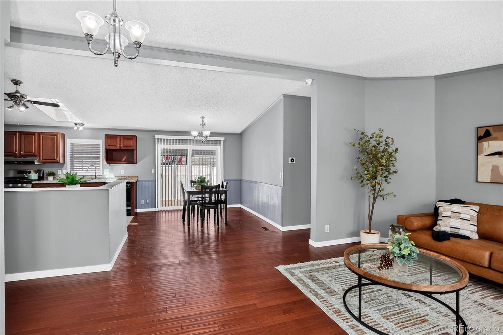 5665 Bryant Street Denver CO 80221 | MLS #8417672 Image 6