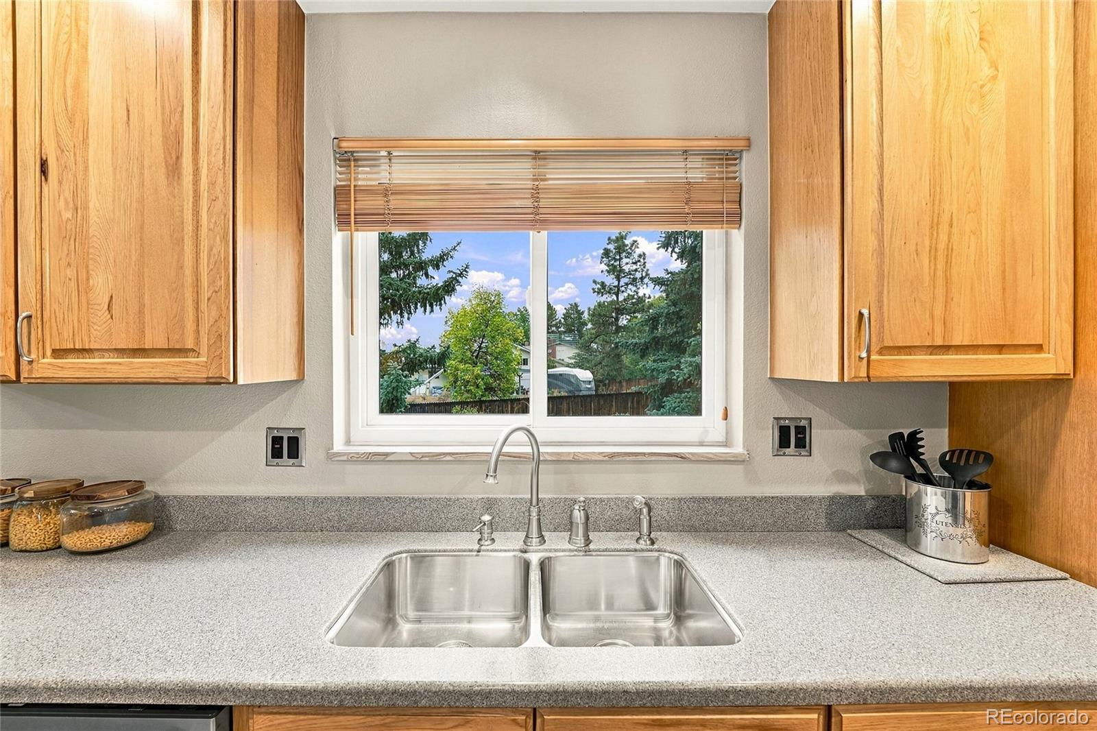 7300 S Syracuse Court Centennial CO 80112 | MLS #8442558 Image 8