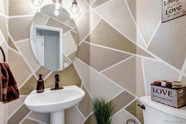 18215 E Warren Avenue Aurora CO 80013 | MLS #8465671 Image 13