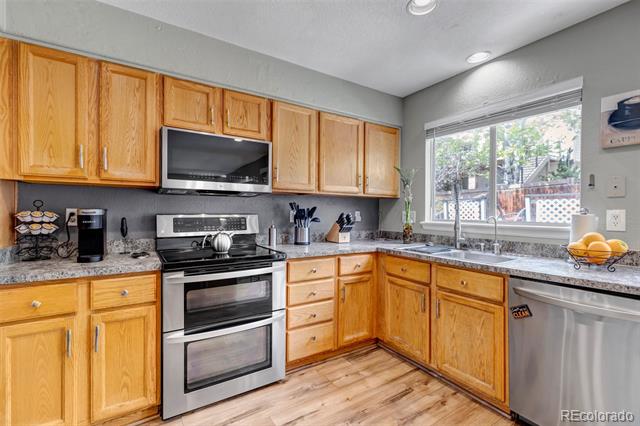 18215 E Warren Avenue Aurora CO 80013 | MLS #8465671 Image 9