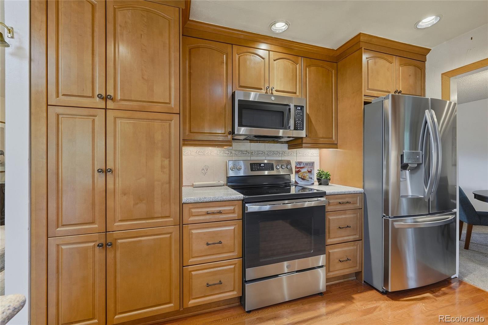 7310 S Syracuse Court Centennial CO 80112 | MLS #8519897 Image 8
