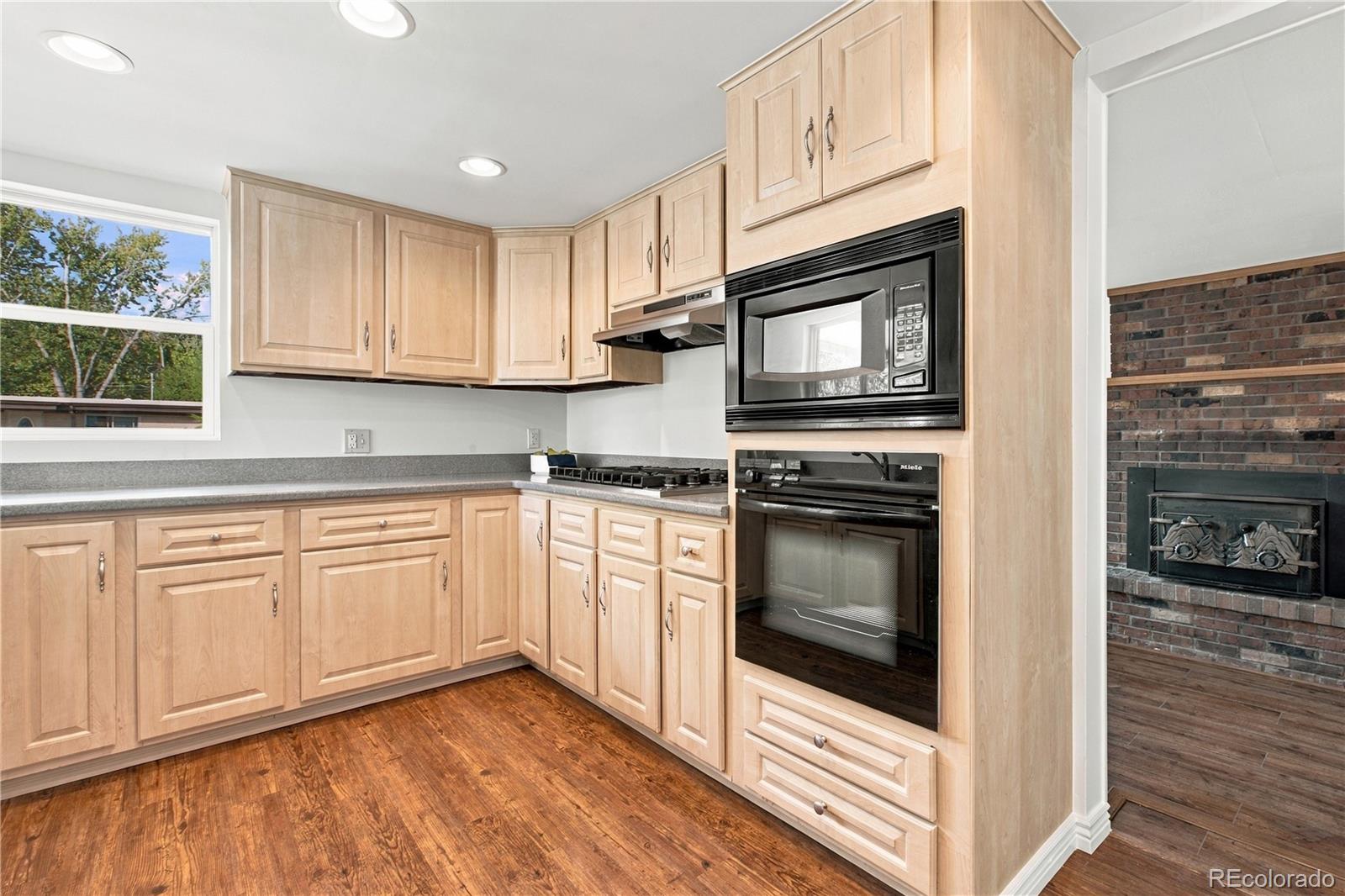 6180 Dover Street Arvada CO 80004 | MLS #8537593 Image 6