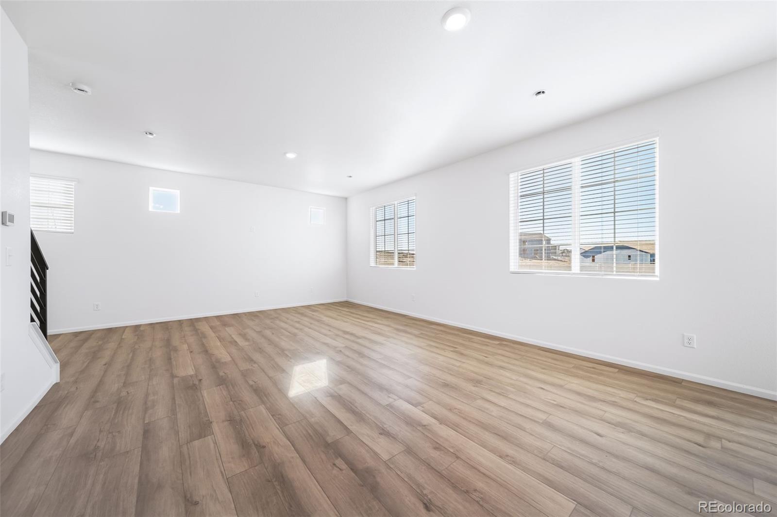 21781 E 46th Place Aurora CO 80019 | MLS #8545192 Image 9