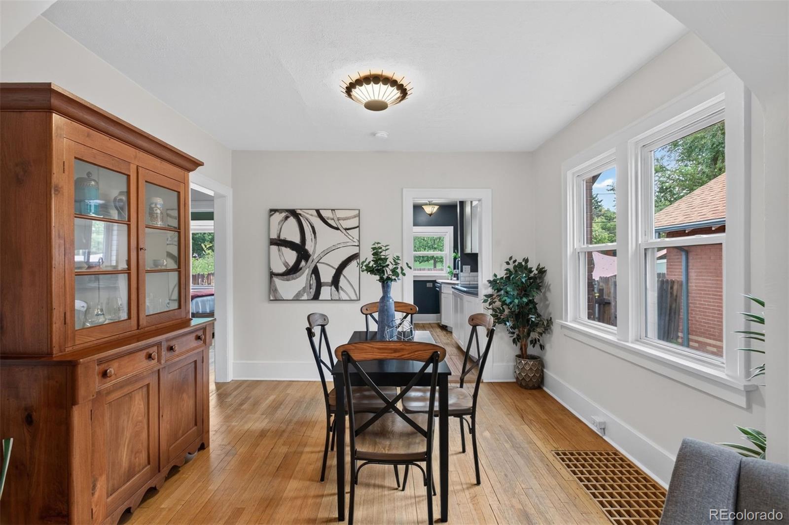 3220 N Madison Street Denver CO 80205 | MLS #8748160 Image 12