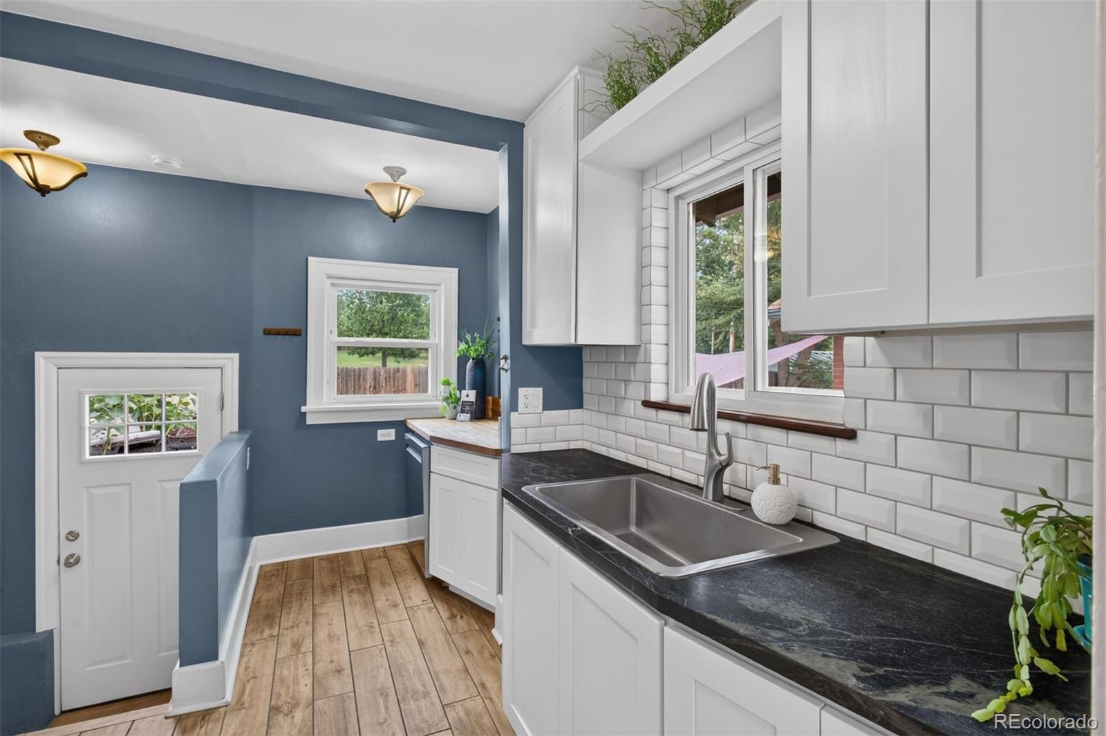 3220 N Madison Street Denver CO 80205 | MLS #8748160 Image 17