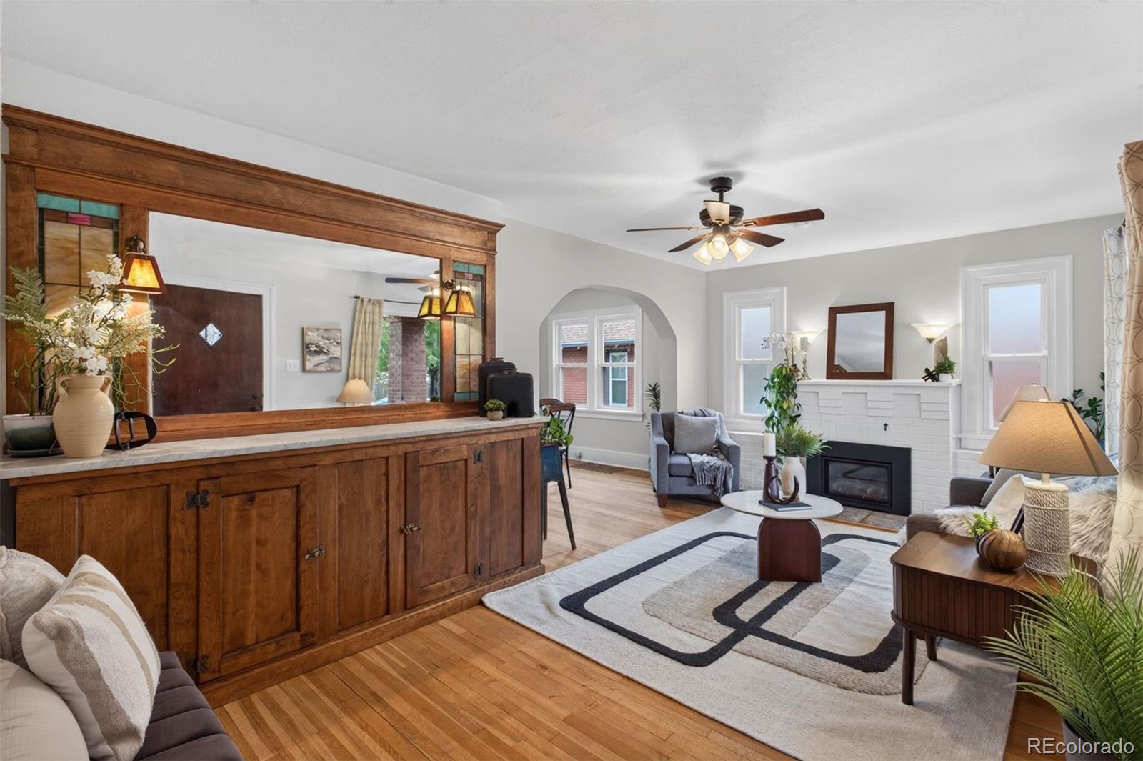 3220 N Madison Street Denver CO 80205 | MLS #8748160 Image 2