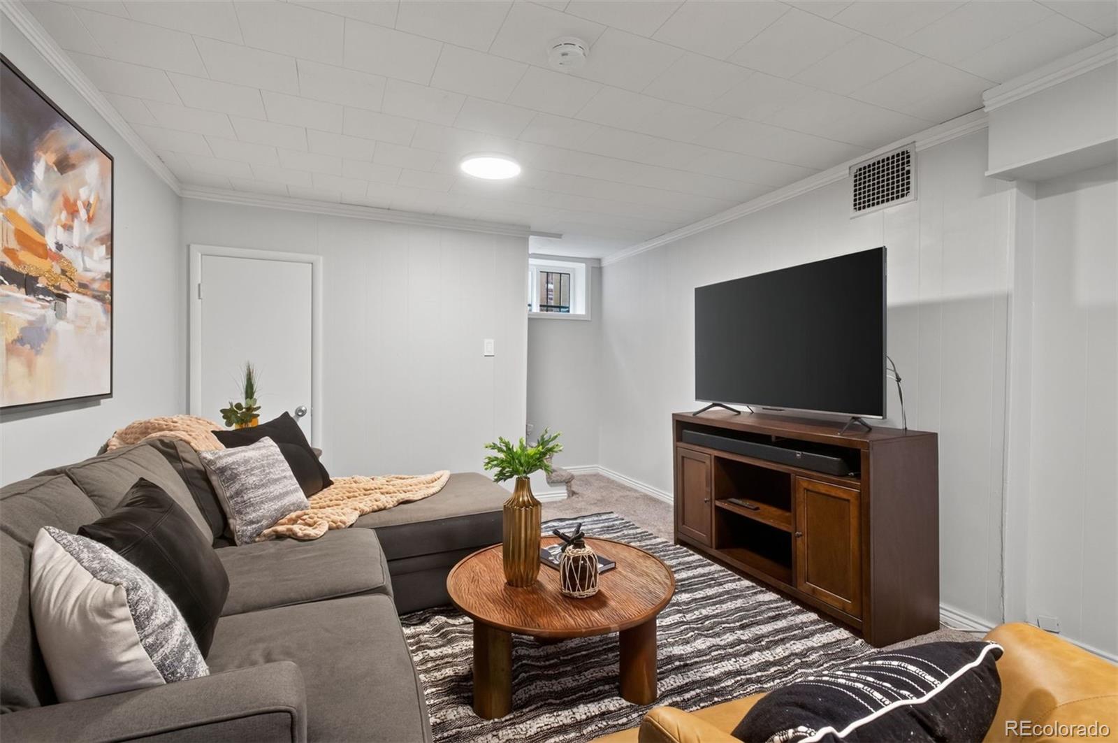 3220 N Madison Street Denver CO 80205 | MLS #8748160 Image 25